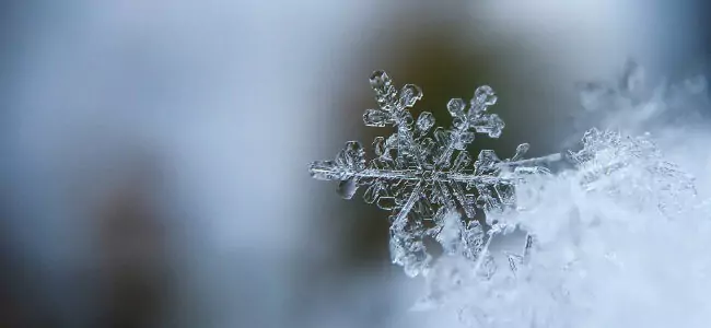 11 astuces pour enlever la glace en hiver